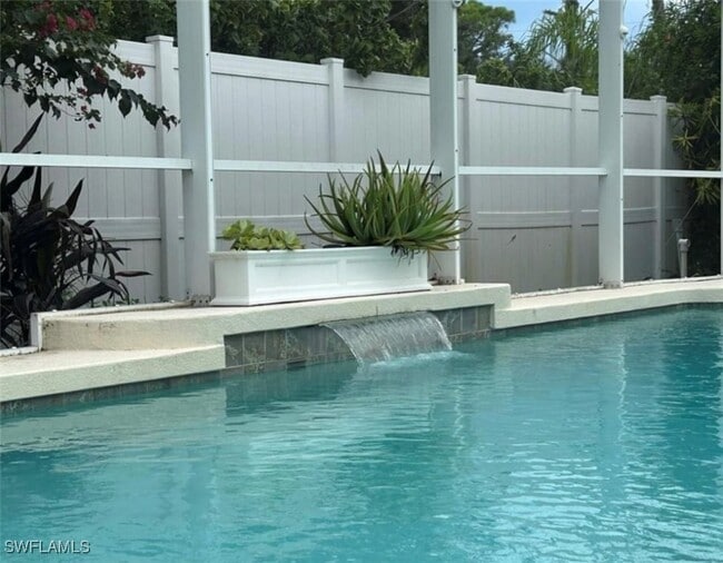 Photo - 121 Ginger Rd