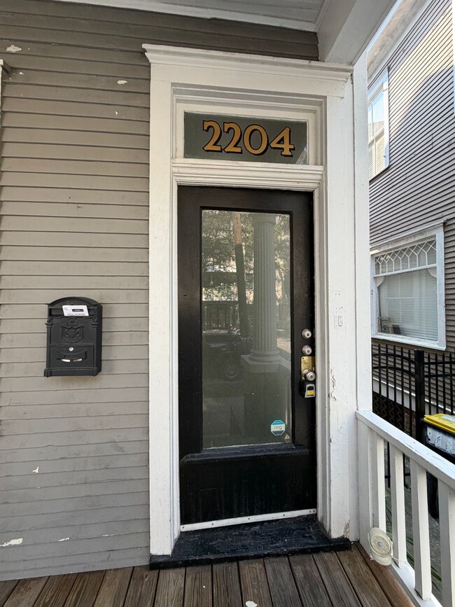 Building Photo - 2204-2204 Bull St Unit 2204