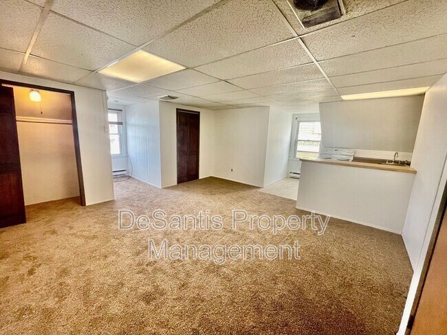 Photo - 514 E Chestnut St Unidad #3