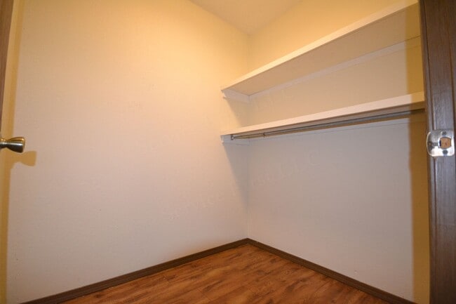 Photo - Greenfield Apartments Unit 7