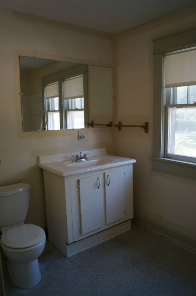 Photo - Eleventh St Unit 817 W 11th Street