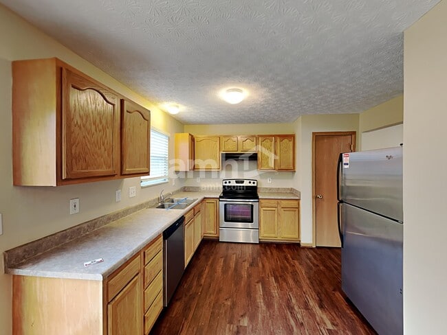 Photo - 8245 Crete Ln