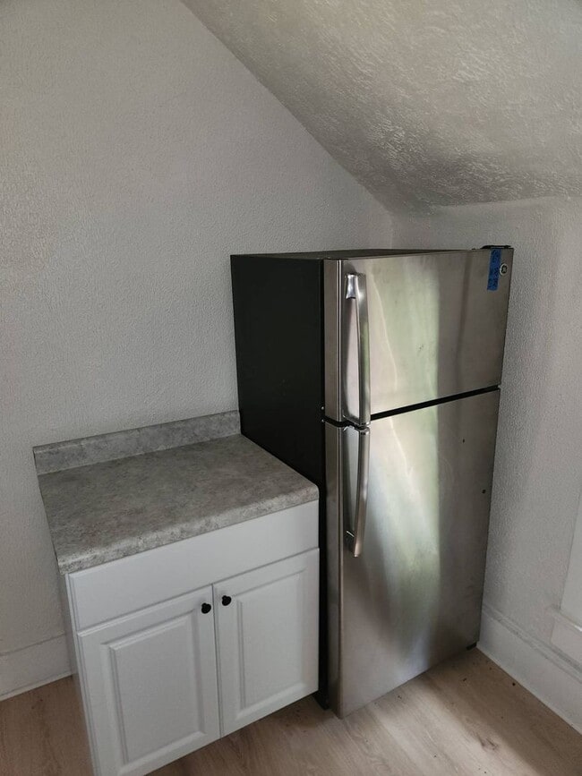 Photo - 2186 E 89th St Unit 3