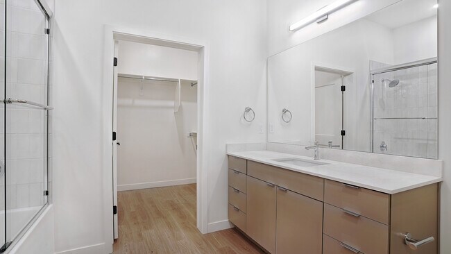 Photo - Greenside at Silo Park