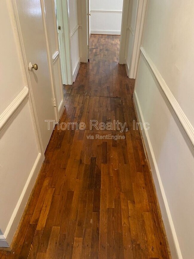 Photo - 2008 Beverly Rd