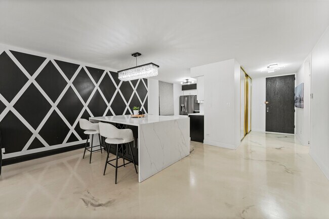 Photo - 201 E Chestnut St Unit 11E