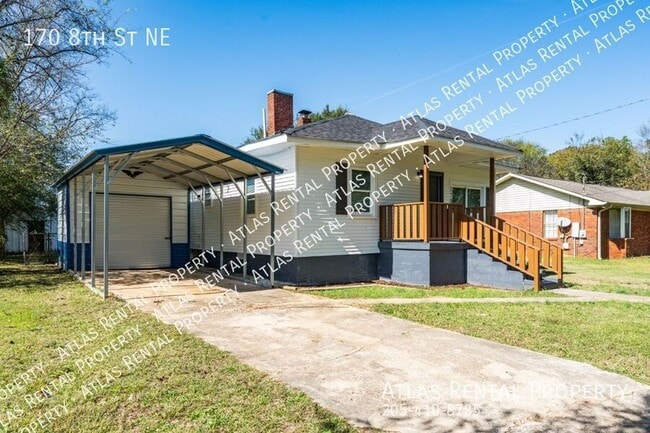 Photo - 170 8th St NE