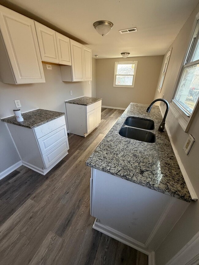 Photo - 1343 Cox Ave