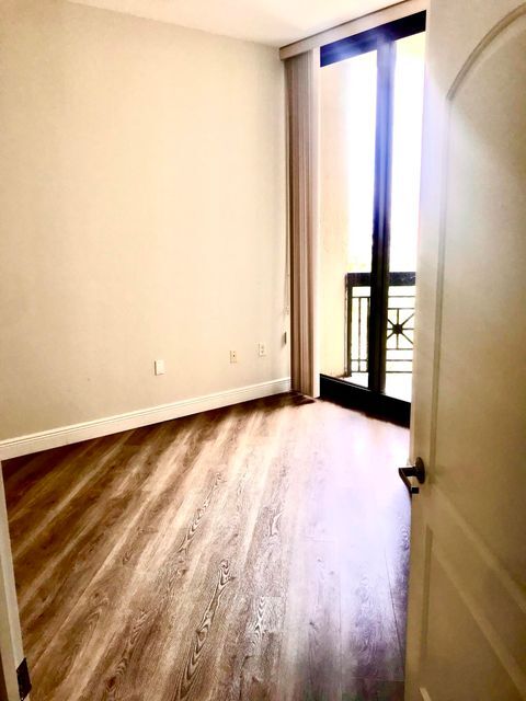 Photo - 801 S Olive Ave Unidad 1118