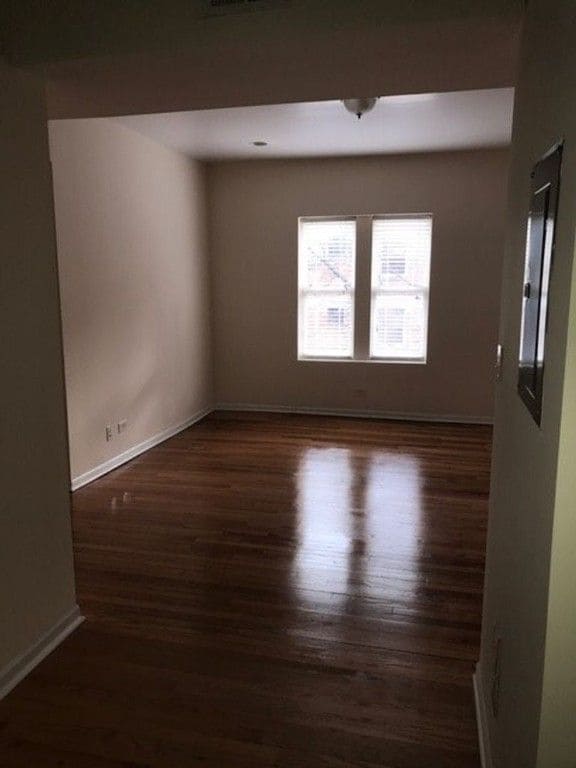 Photo - 3104 W Ainslie St