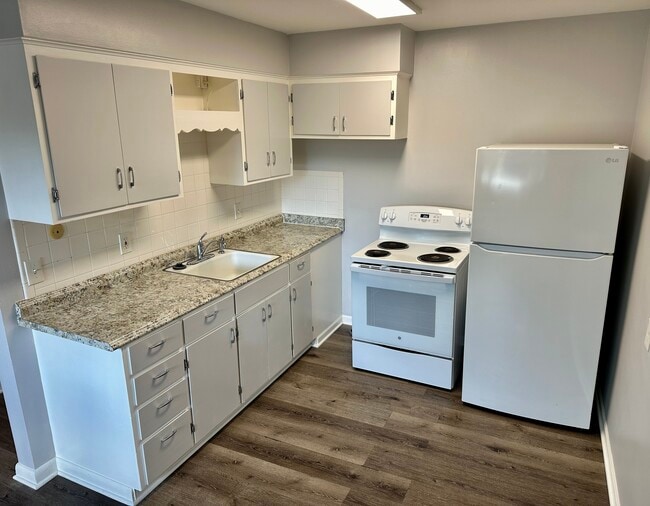 Photo - 204 Souder Ave