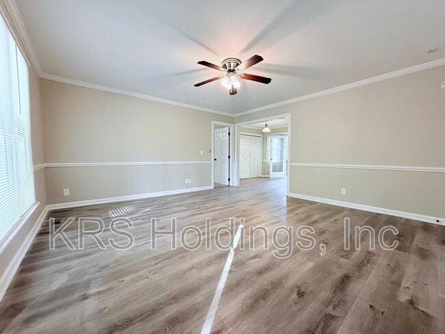 Photo - 1118 Country Club Ln
