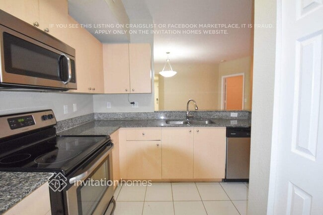 Photo - 2548 Centergate Dr