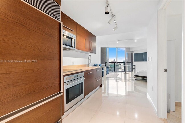 Photo - 475 Brickell Ave Condo Unit 5208