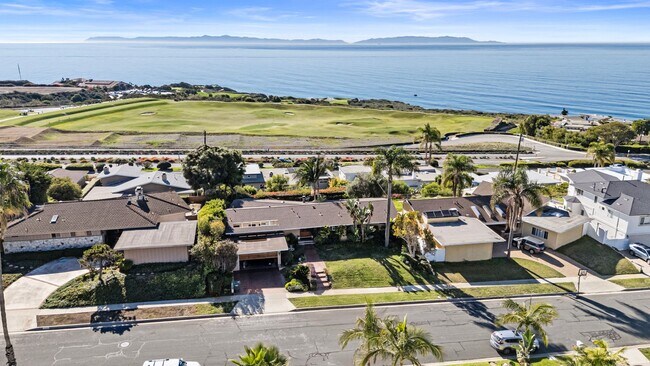 Photo - 4002 Admirable Dr