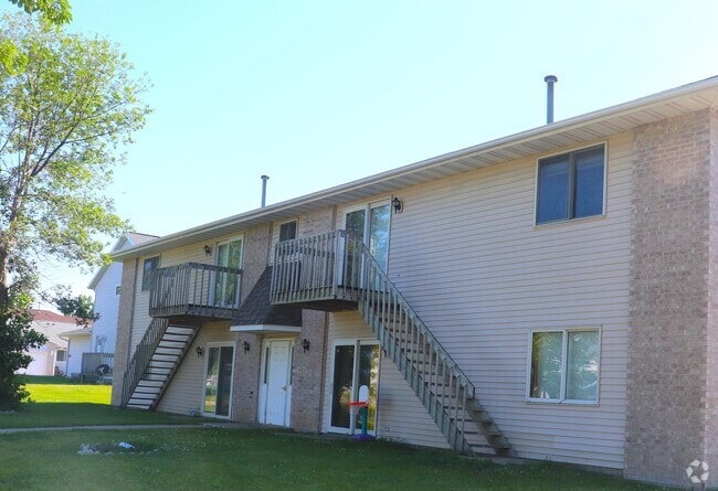 Building Photo - 3425 Queen Dr SW Unit 7 Rental
