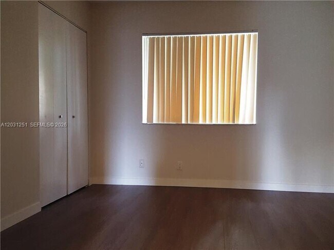 Photo - 109 Gardens Dr Unidad 202