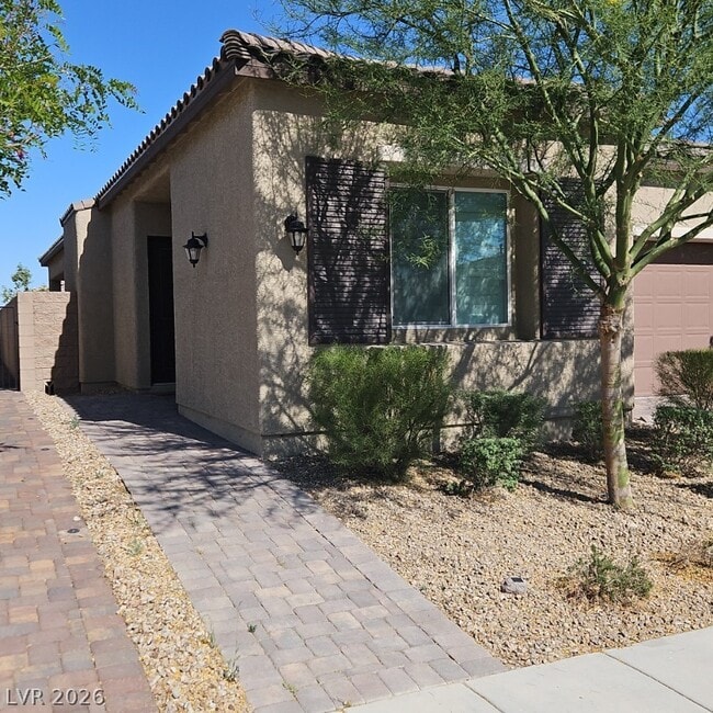 Building Photo - 4748 N Calming Gdn St