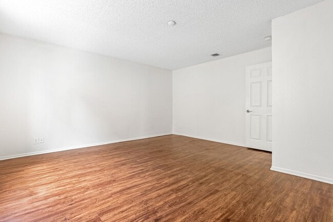 Monrovia Villas Apartments