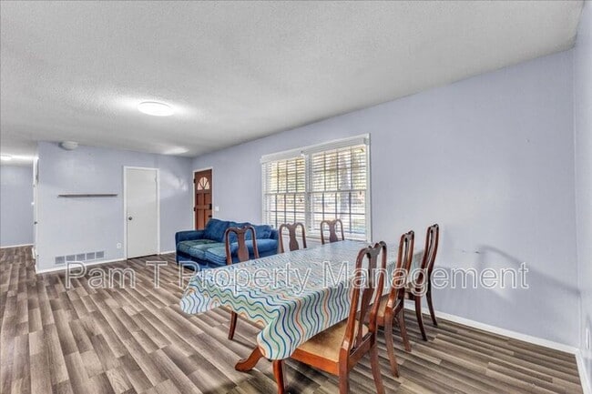 Photo - 11403 Largo Dr