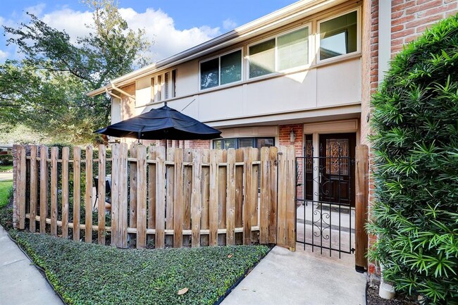 Photo - 639 S Ripple Creek Dr Condo