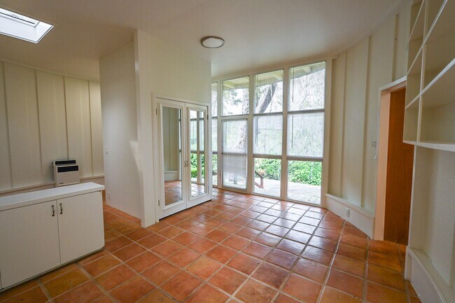Photo - Dolores Street Triplex Unit B