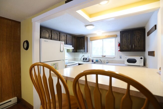 Photo - 52 Orris Rd Unit 52 Upper