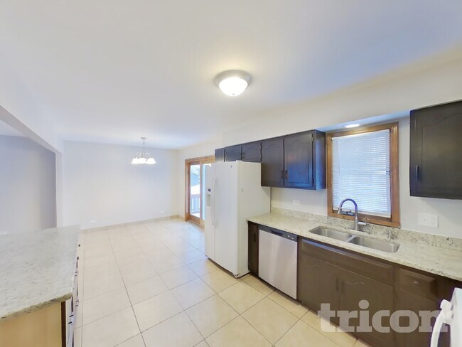 Photo - 285 Polo Club Dr