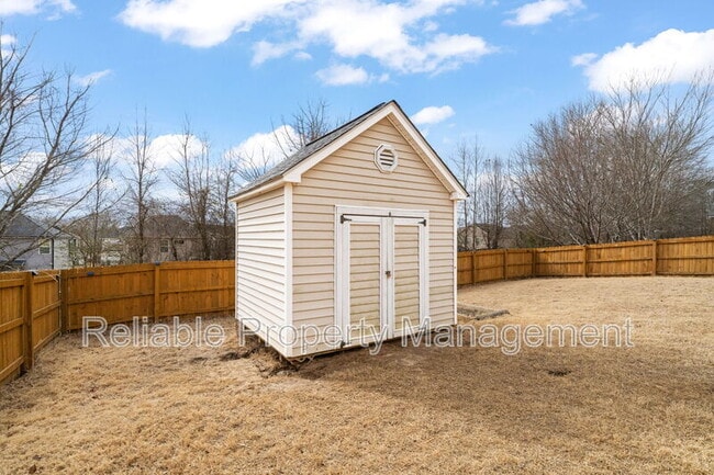 Photo - 156 Haywood Ln