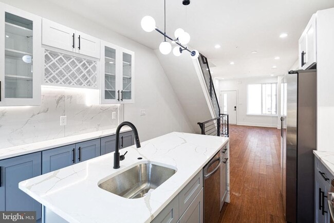 Photo - 2650 Earp St