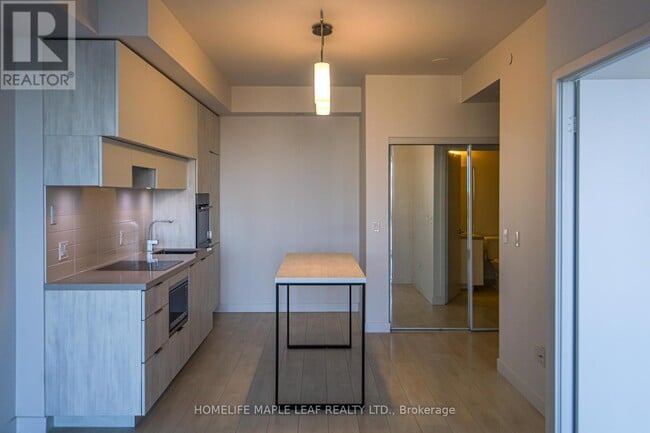Photo - 8 Eglinton Ave E Unit 1506