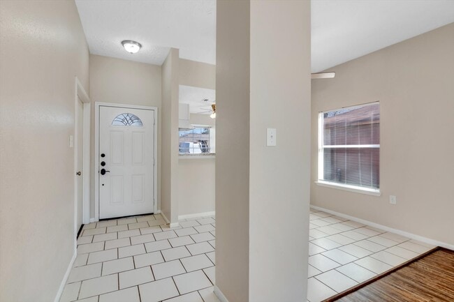 Photo - 20235 Apache Gardens Ln