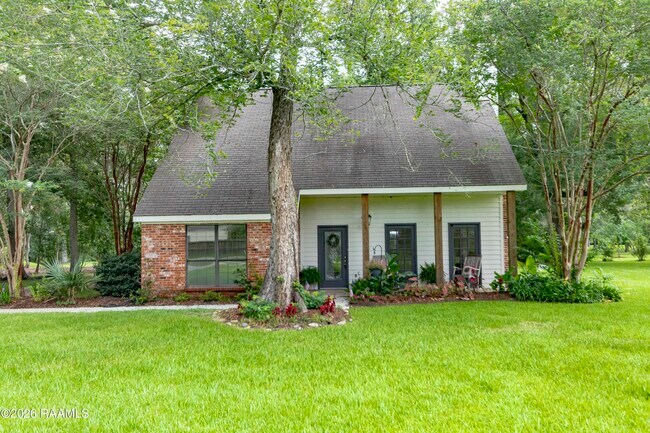 Photo - 308 Burdin Rd