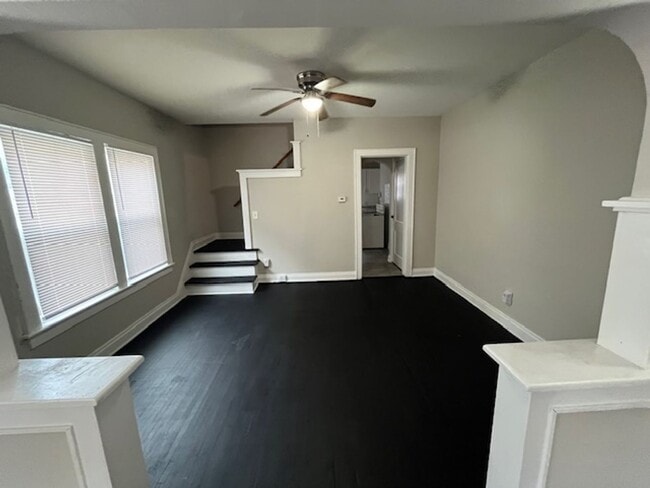 Photo - 1134-1136 S Champion Ave Unidad 1134