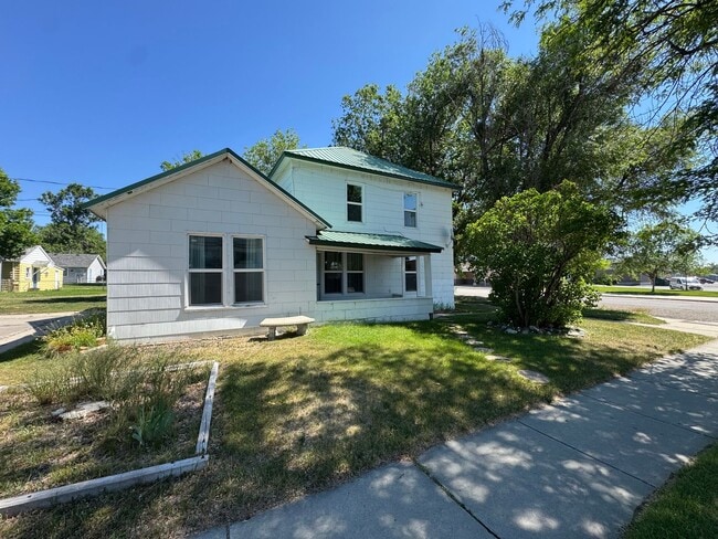 Building Photo - Charming Historic Home in the Heart of Columbus