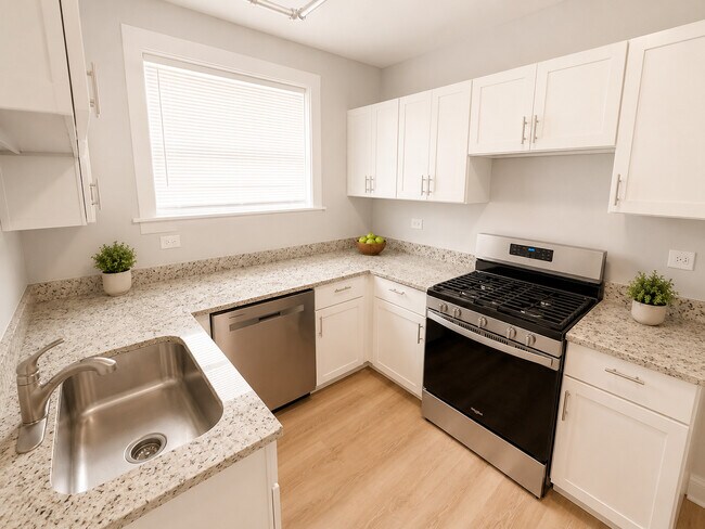 Photo - 739 Hinman Ave Unit 1G