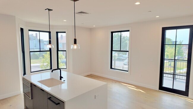 Photo - 201 Washington St Unit 1