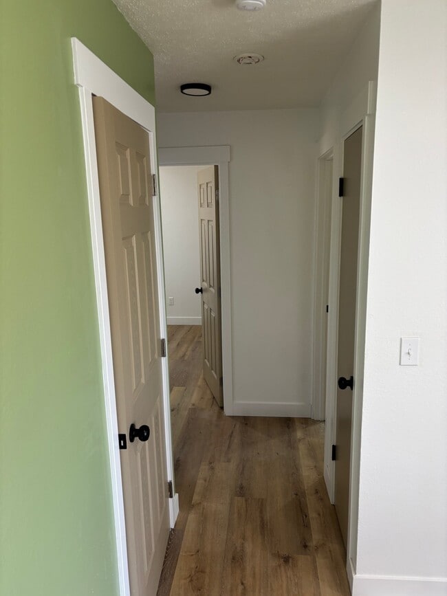 Photo - 1816 Aberdeen Ave