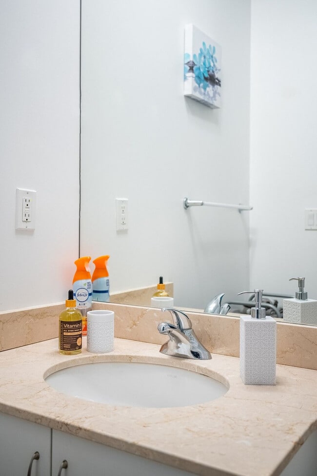 Photo - 209 Fort York Blvd Unit SI ID1531292P