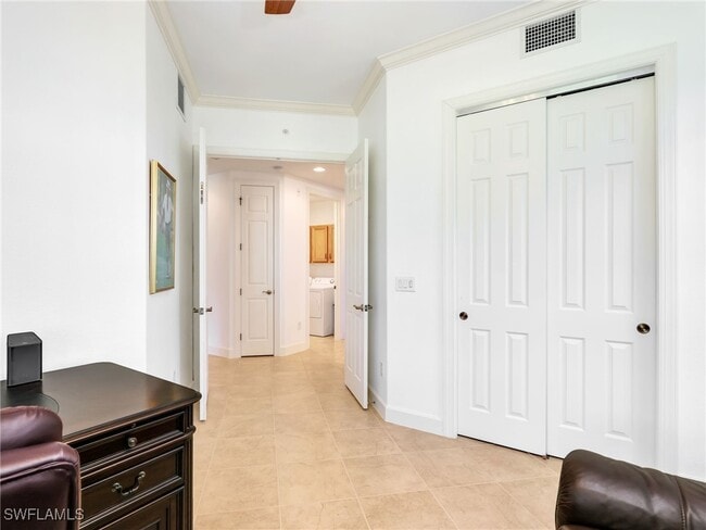 Building Photo - 8060 Players Cove Dr Unit 101