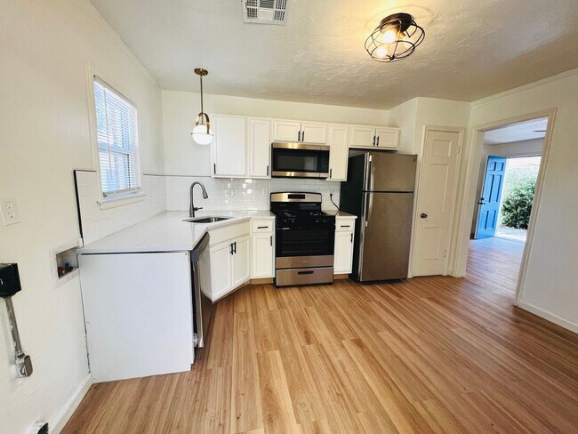 Photo - Updated 2BD 1BA Home in Midwest City!!!