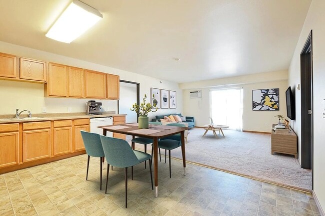 Photo - Paramount at the Bluffs Apartments