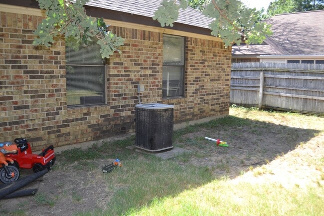 301 Joshua St