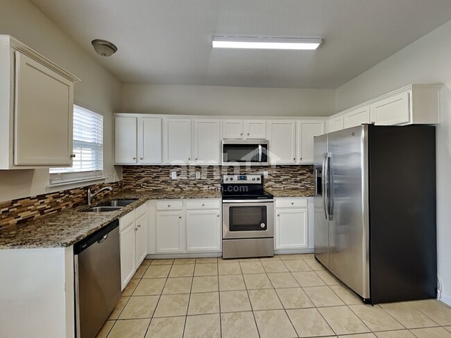 Photo - 1031 Sparrow Valley Way