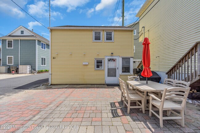 Photo - 21 Peterson Ln