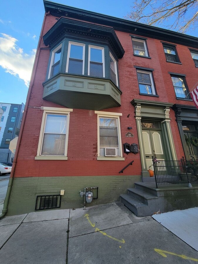 Photo - 338 Spring Garden St Unidad 338-1 Spring Garden St