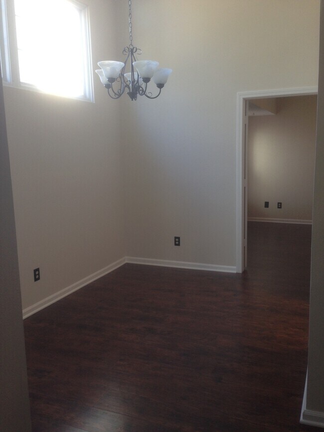 184 Carriage Crossing Ln Condo Unit 3rd Fl Condo for Rent in