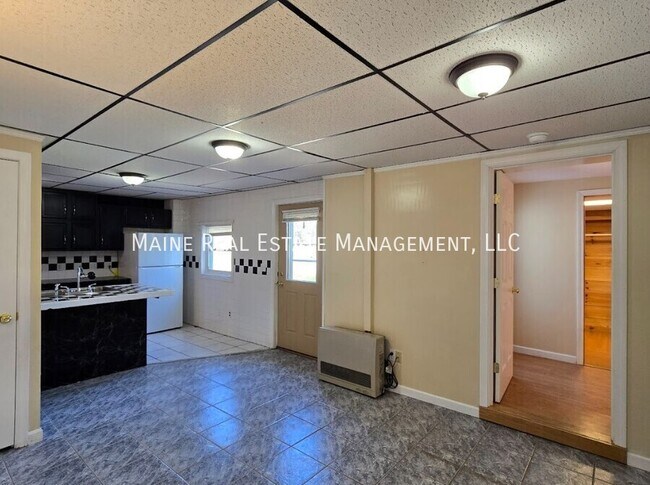 Photo - 60 S Factory St Unidad 2