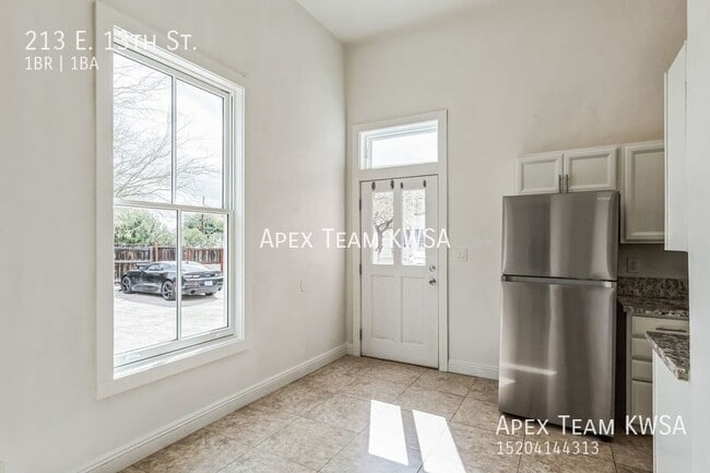 Photo - 213 E 13th St