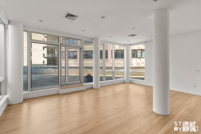 Building Photo - 525 Clinton Ave Rental